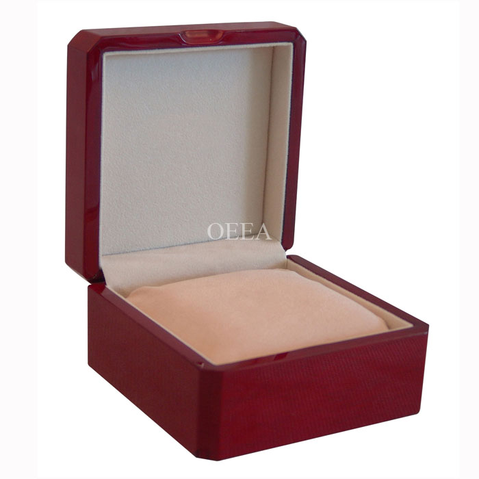 OEEA wooden watch box