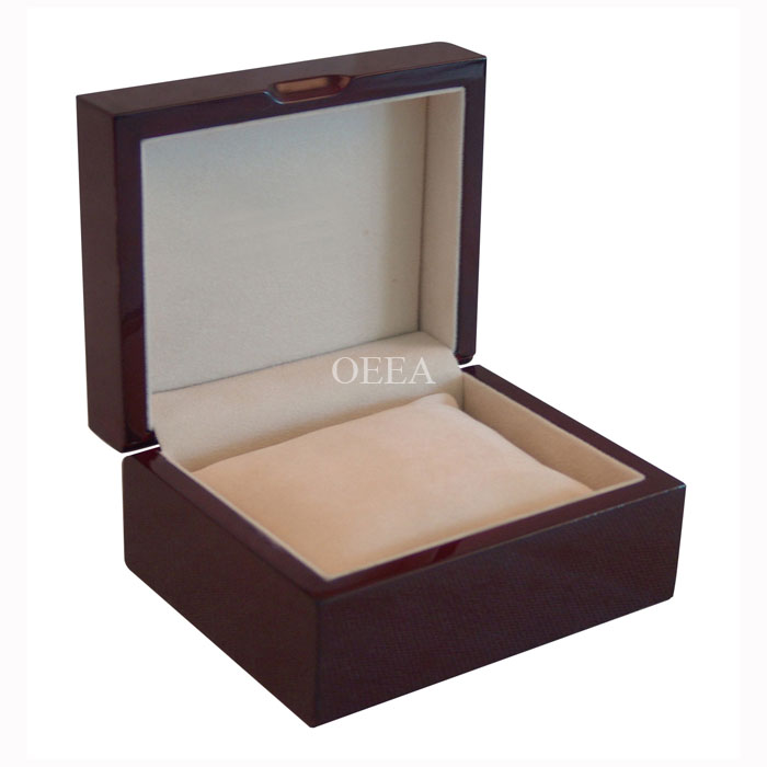 OEEA wooden watch box