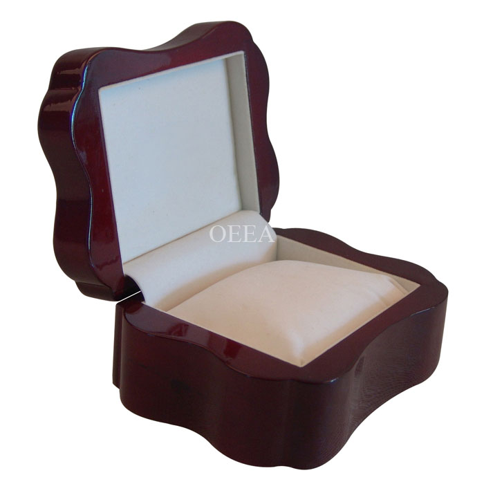 OEEA wooden watch box